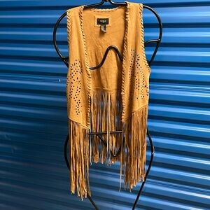 Swingy faux suede vest size M